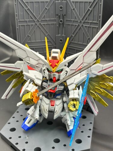SDガンダム　マイティーストライクフリーダムガンダムを素組みから塗装までやってみた