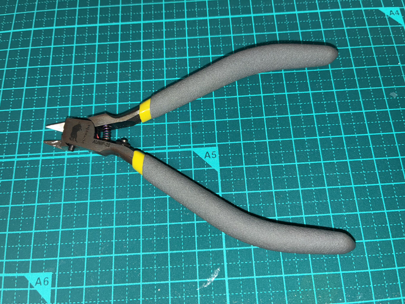 aurochs　極薄刃　ニッパー　片刃　精密プラスチック専用