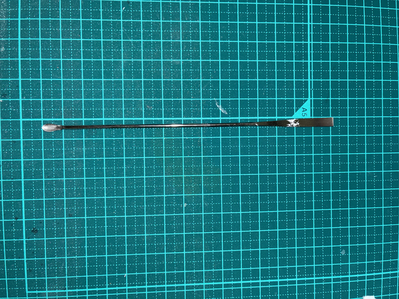 調色スプーン